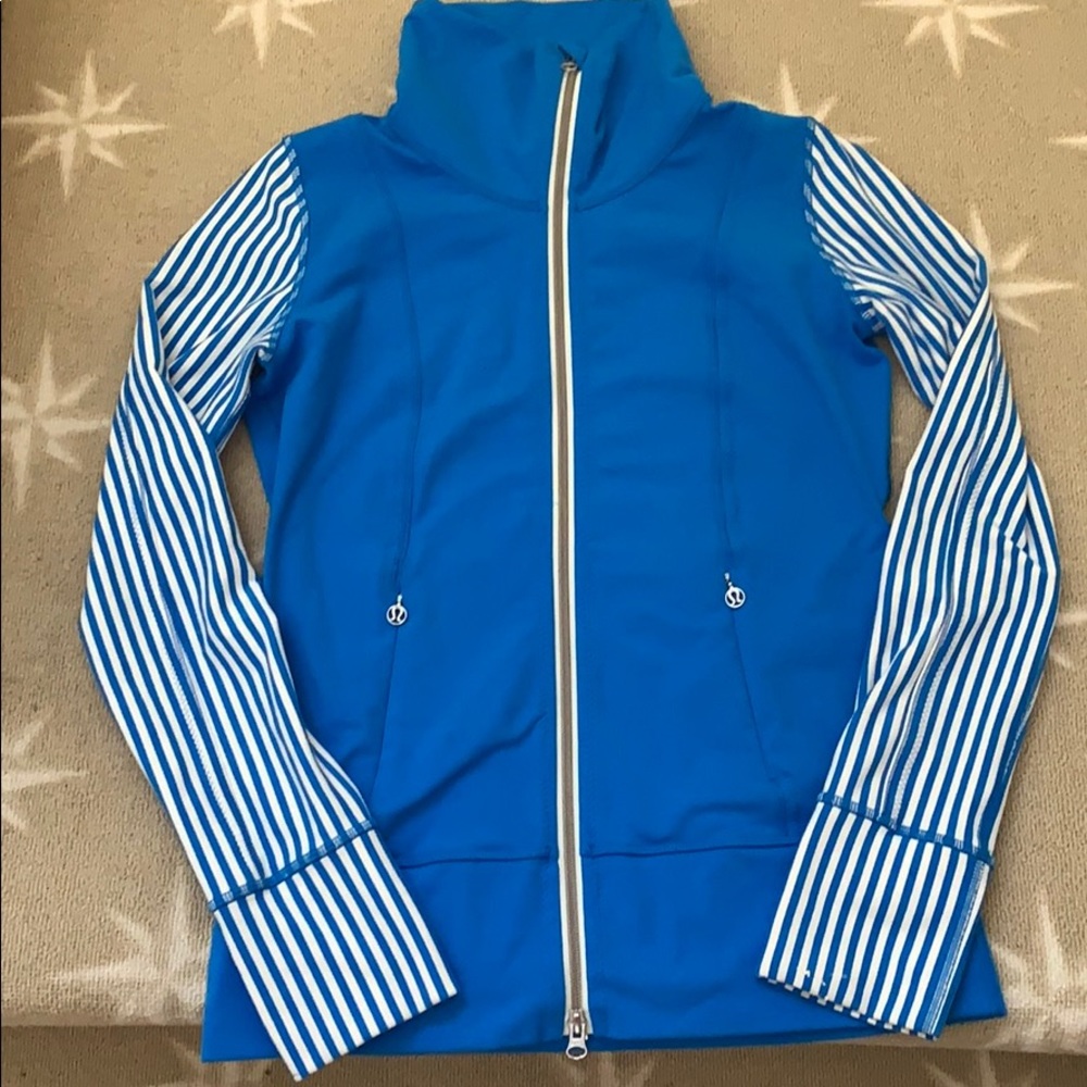 Lululemon turquoise zip jacket 6